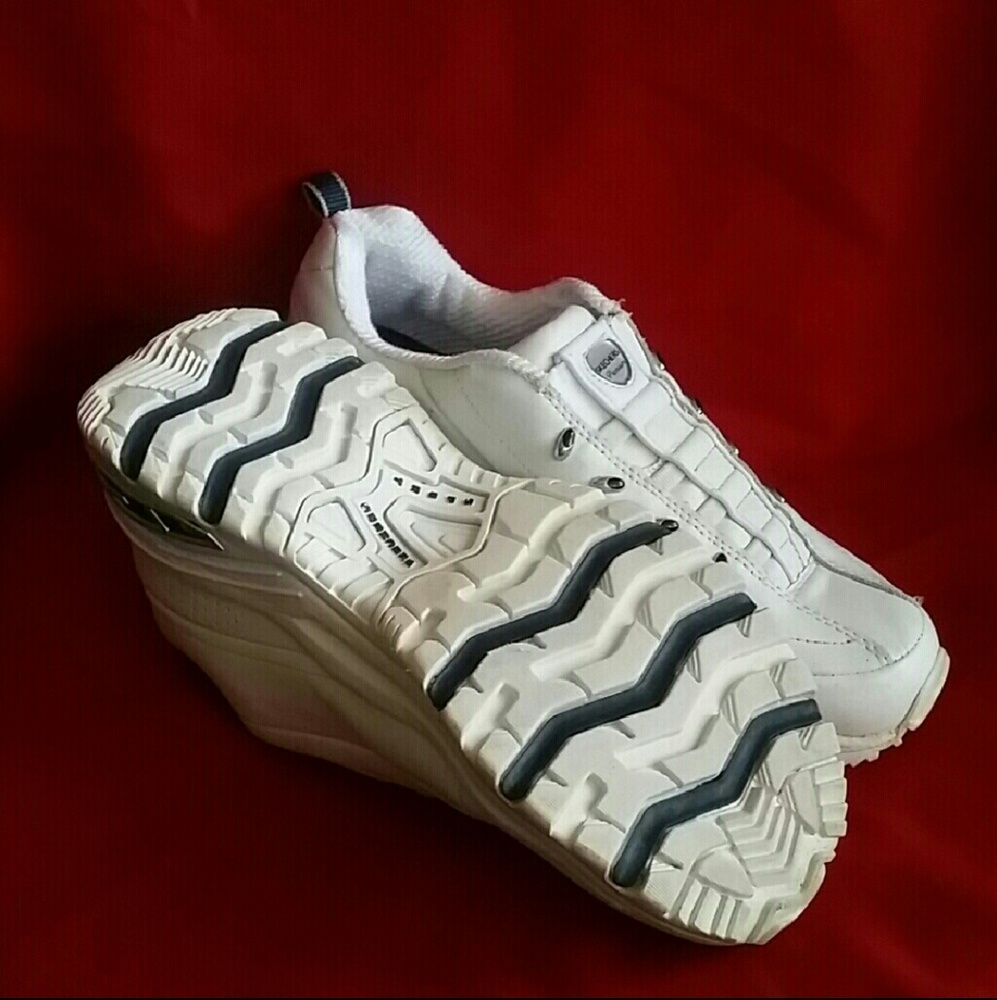 Skechers laceless sneakers sz. 9 - Picture 6 of 6